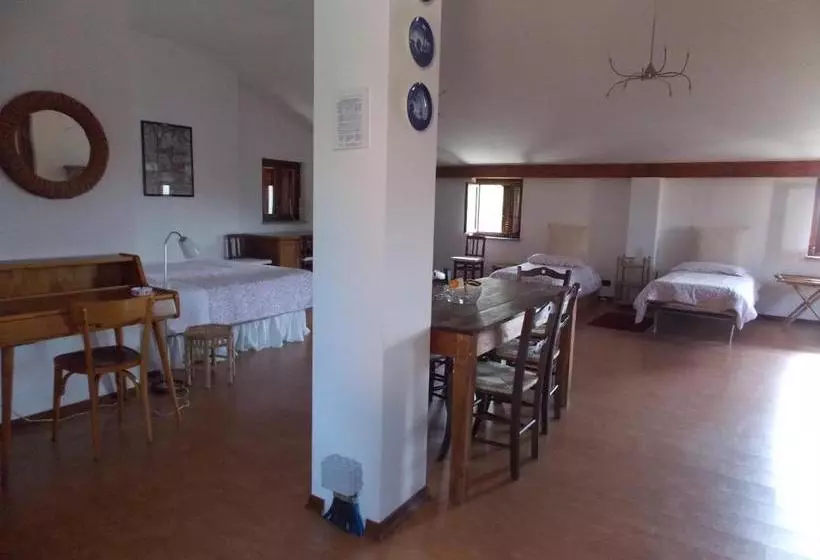 ユースホステル L'erbavoglio