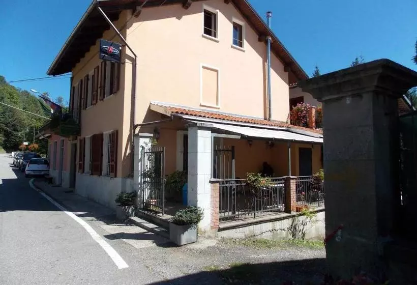 ユースホステル L'erbavoglio