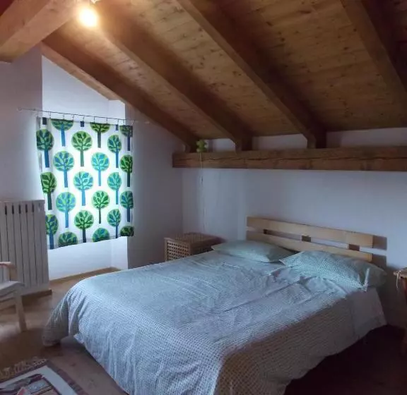 ユースホステル L'erbavoglio