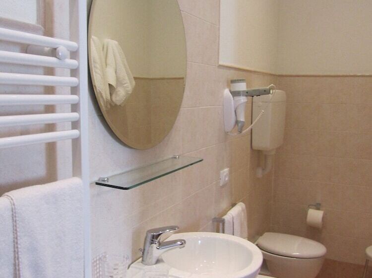 בית מלון כפרי Agriturismo Villa Selvatico