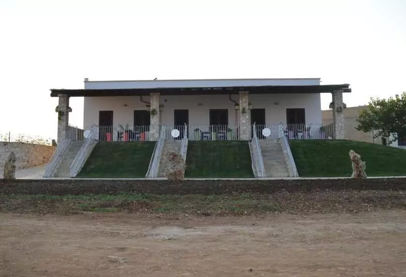 هتل Agriturismo Casa Del Peperoncino