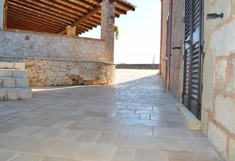 هتل Agriturismo Casa Del Peperoncino