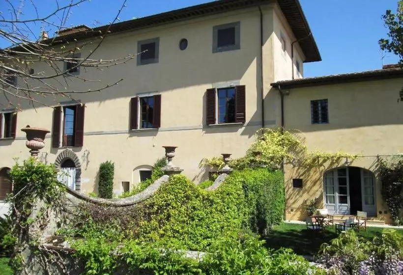 ホテル Agriturismo La Volta