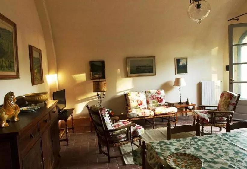 ホテル Agriturismo La Volta