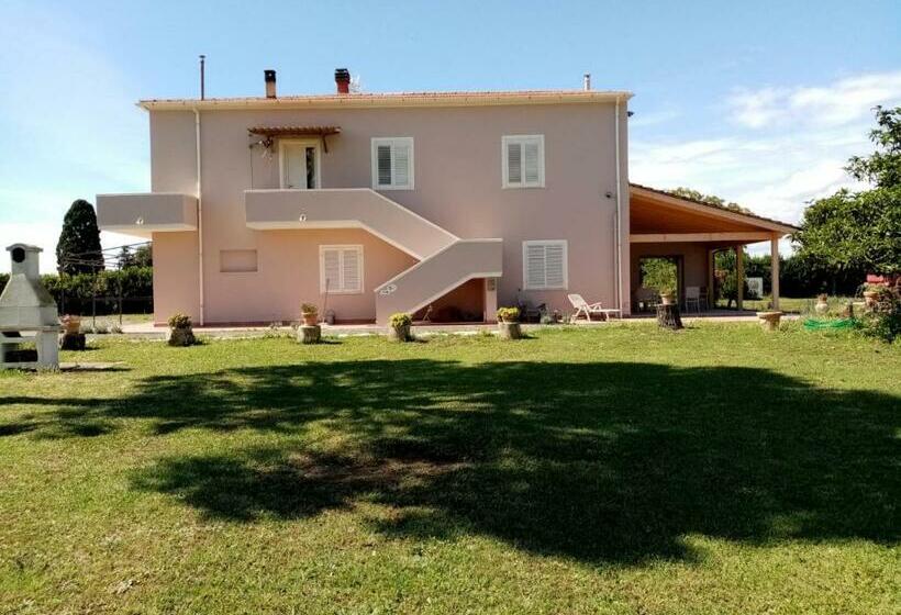 בית מלון כפרי Agriturismo Susanna E Atria