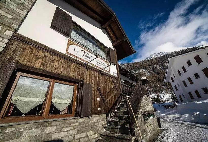 ベッドアンドブレックファースト Le Thovex