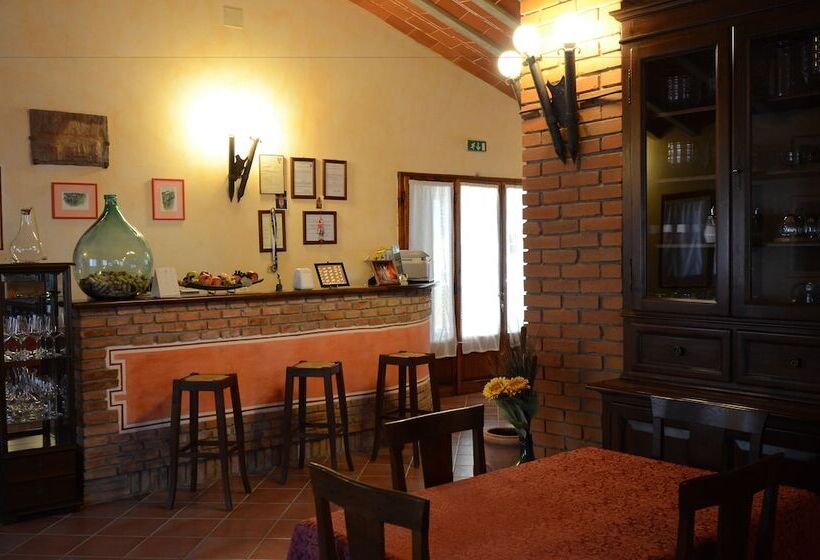 בית מלון כפרי Agriturismo La Casella