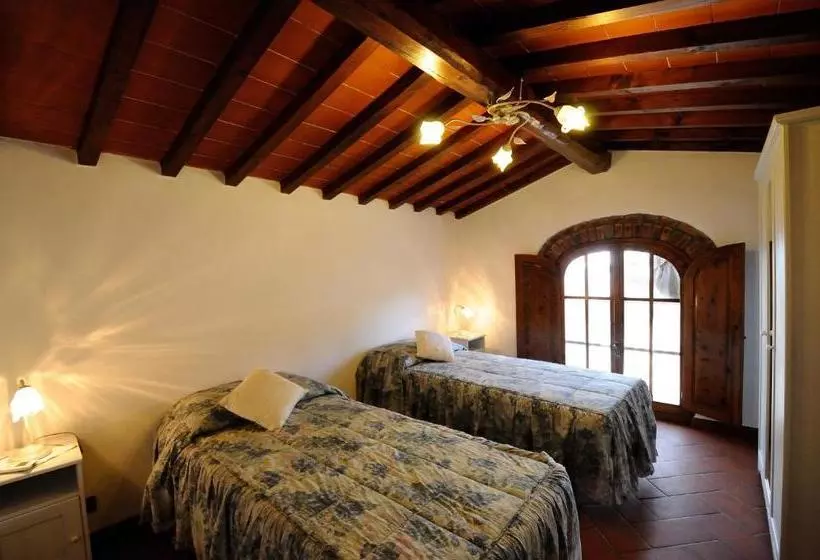 Hotelli Agriturismo Villa Iris
