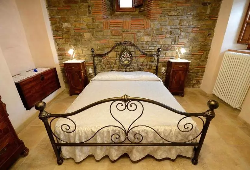 Hotelli Agriturismo Villa Iris