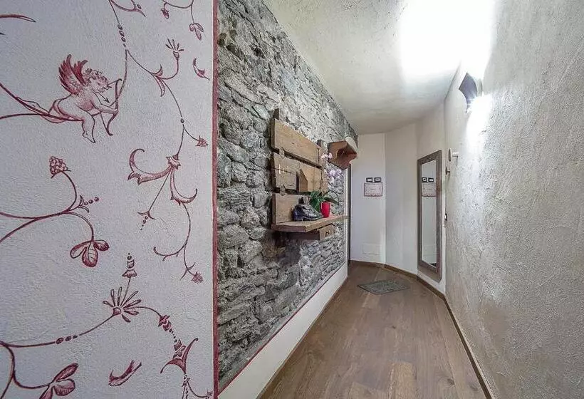 پانسیون Domus Antica Aosta
