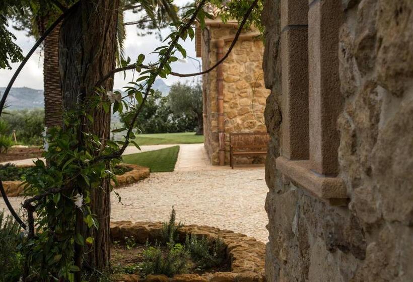 בית מלון כפרי Agriturismo Feudo Muxarello