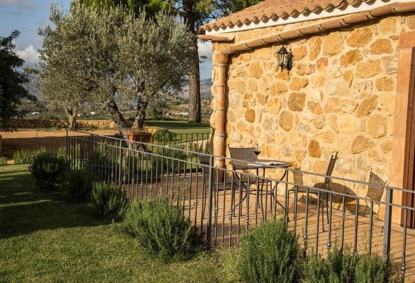 בית מלון כפרי Agriturismo Feudo Muxarello