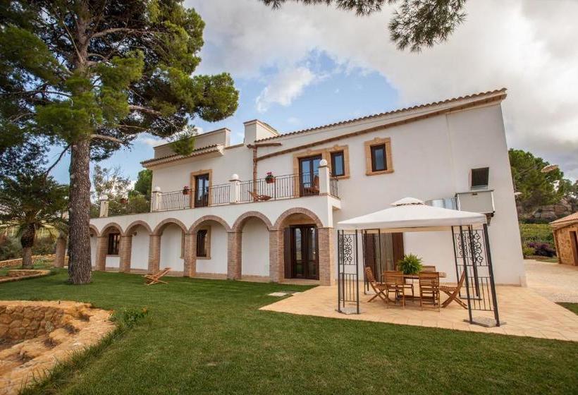 בית מלון כפרי Agriturismo Feudo Muxarello