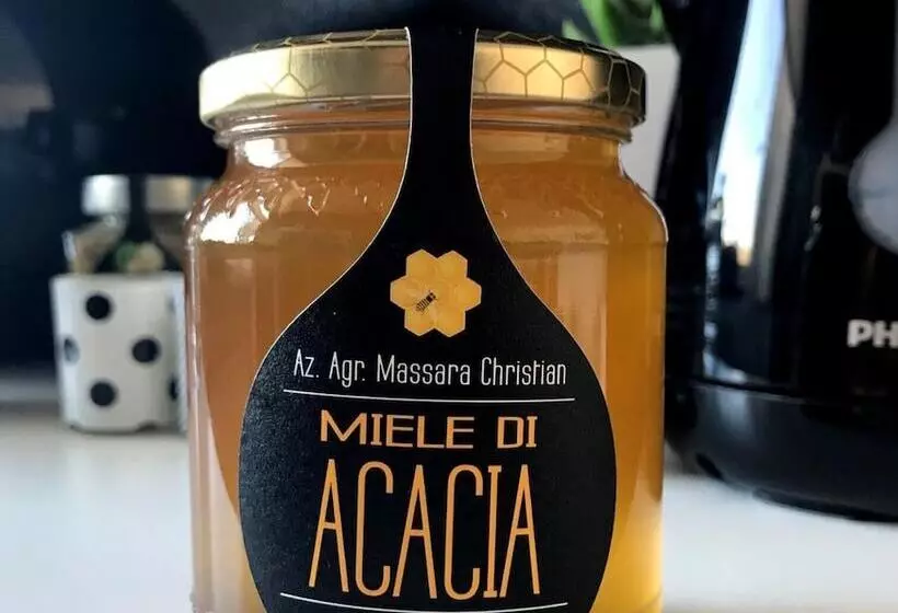 ホテル Agriturismo La Biandrina