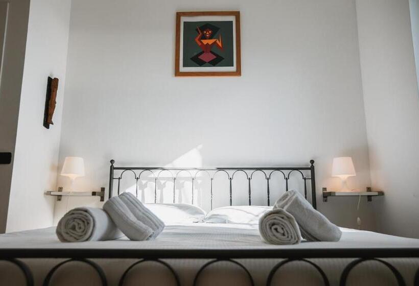 فندق Agriturismo Rose Di Pietra