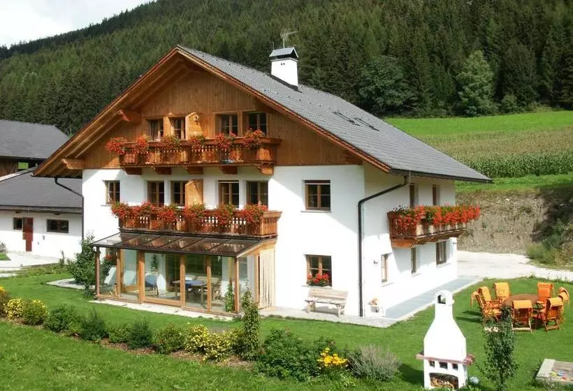 هتل Apartments Feldsagerhof
