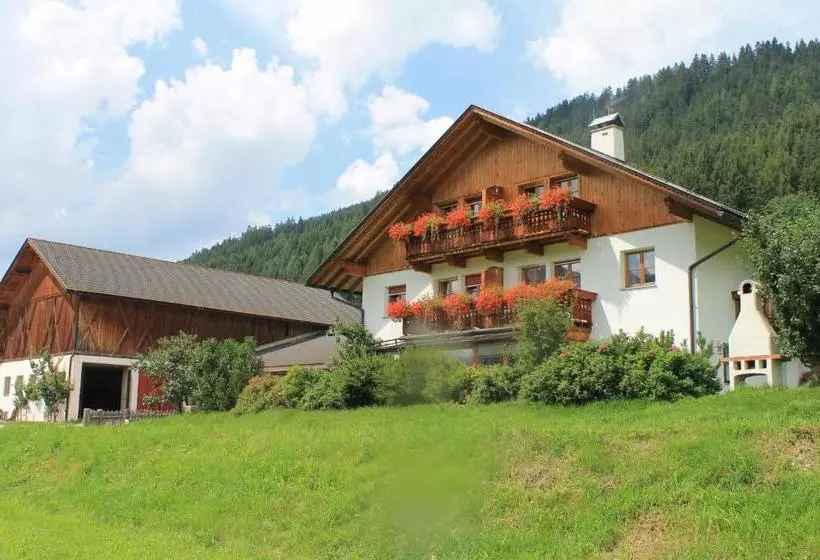 هتل Apartments Feldsagerhof