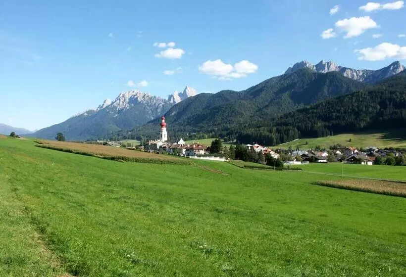 هتل Apartments Feldsagerhof