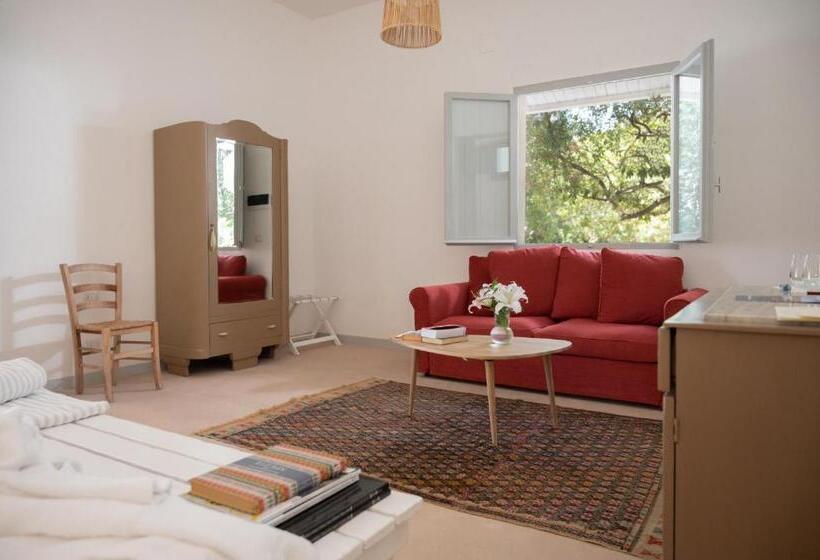 Отель Masseria Palombara Relais & Spa Adults Only