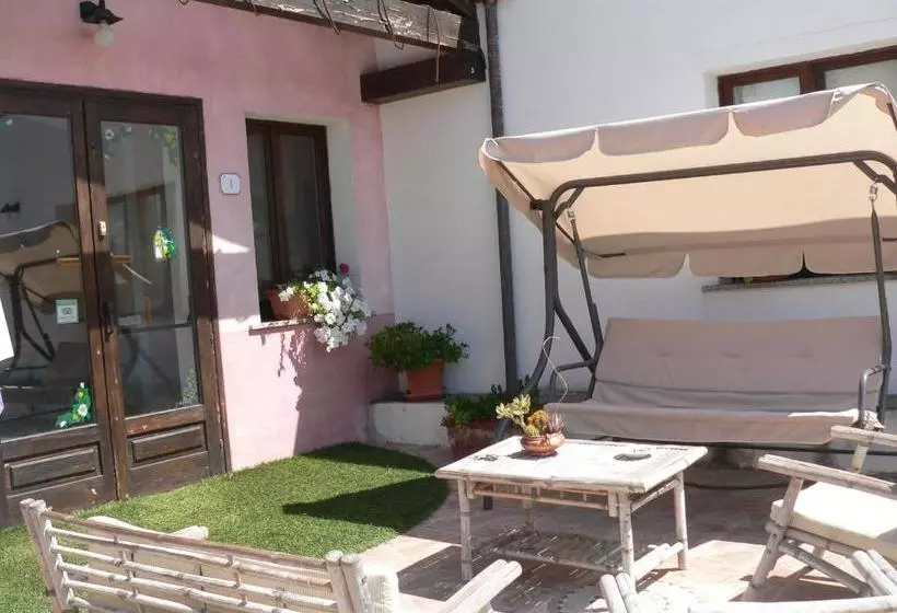 هتل Agriturismo Sa Tanca Noa