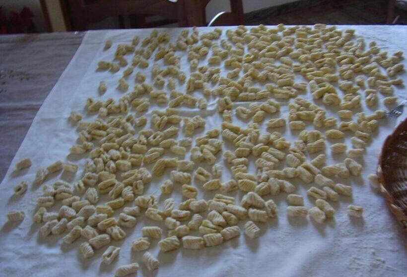 בית מלון כפרי Agritursmo Montesalerno