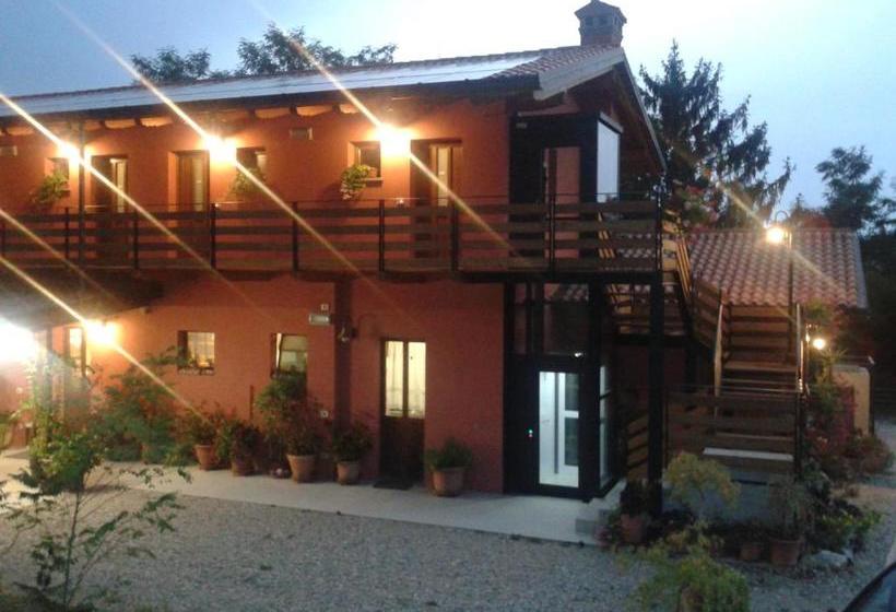 فندق Bosco Romagno