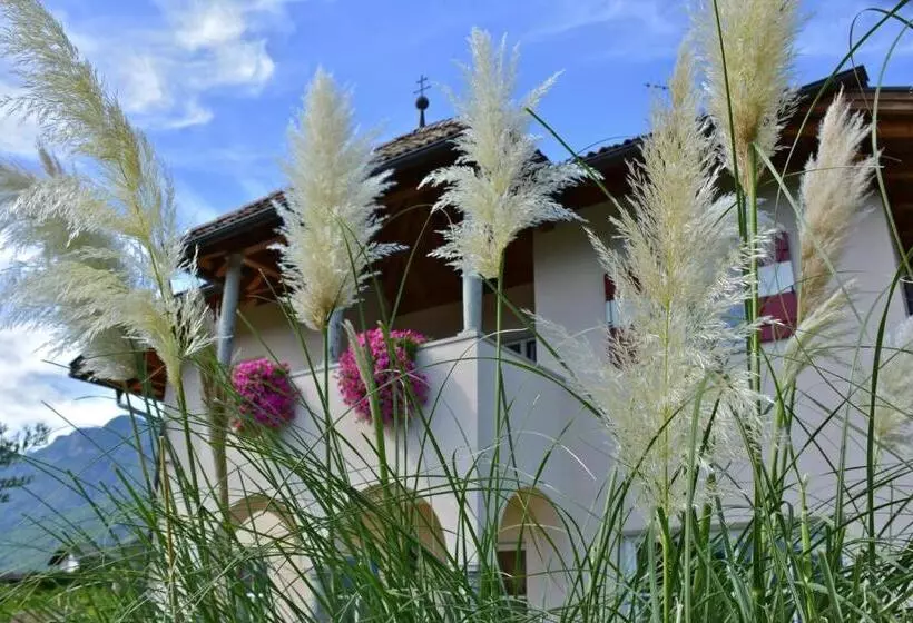 هتل Gutshof Sinn