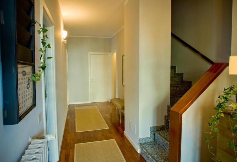 Pensjonat Borgo Manzoni   Charming House