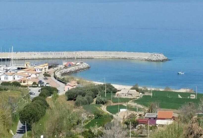 פנסיון Casolare Al Porto