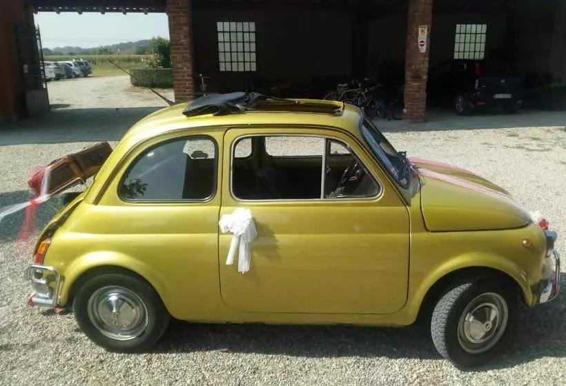 هتل Agriturismo Cascina Aguzza