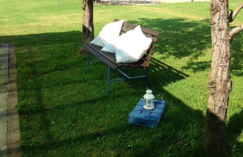 فندق Agriturismo Il Borghetto