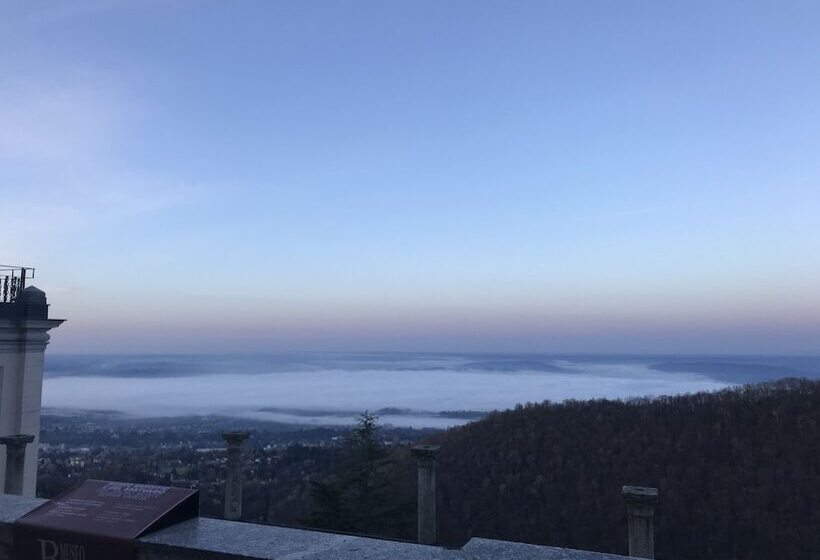 هتل Albergo Sacro Monte Varese