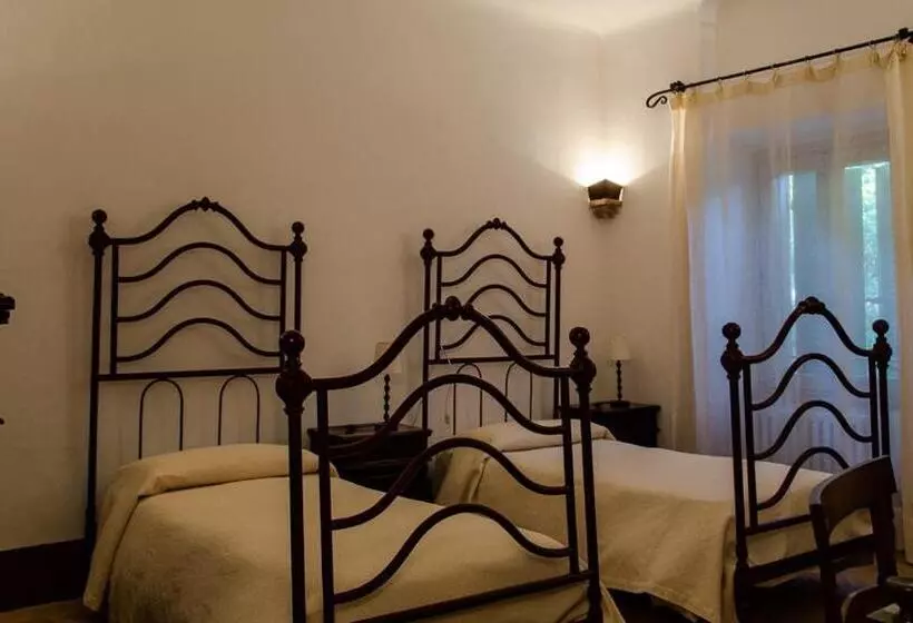 هتل Fonteantica Agriturismo