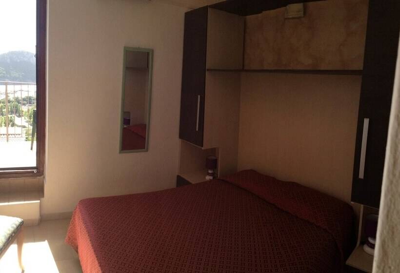 Отель I Normanni