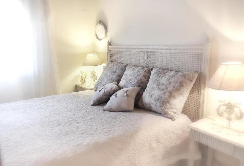 פנסיון Casina Le Conserve