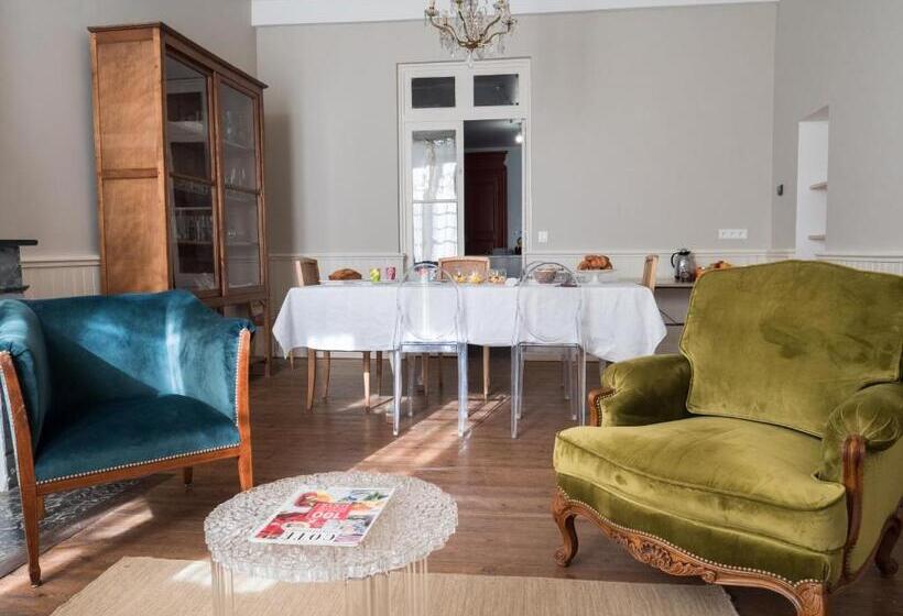 بنسيون La Cour Verte