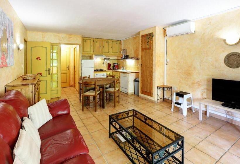 بنسيون Les Jardins De Valaurie