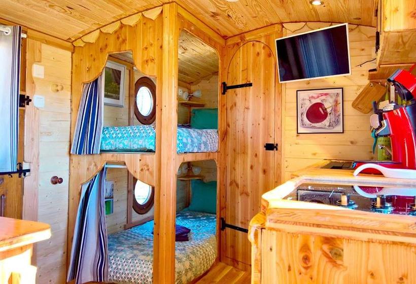 펜션 Roulottes Au Pied Du Vercors