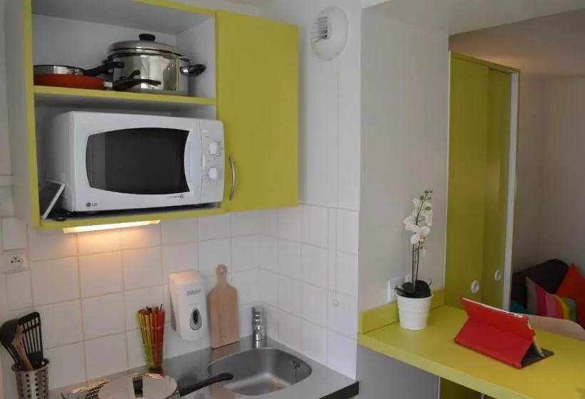 Montempô Apparthôtel Evry