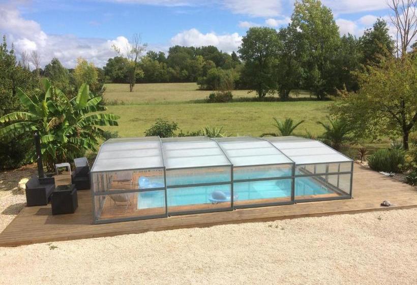 פנסיון Chateau Haut Baron