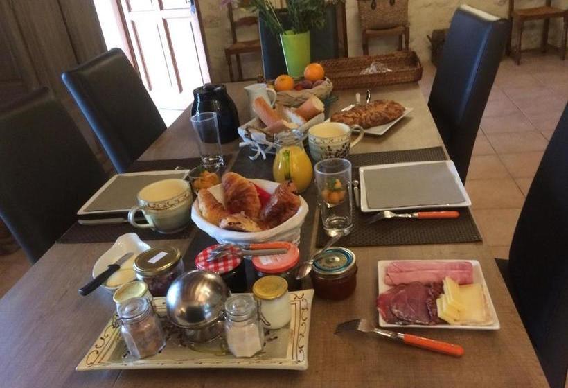 פנסיון Chateau Haut Baron