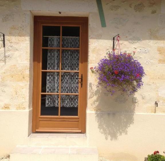 פנסיון Chateau Haut Baron