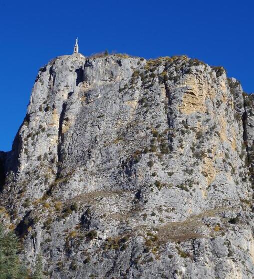 هتل Camping Les Framboiseilles