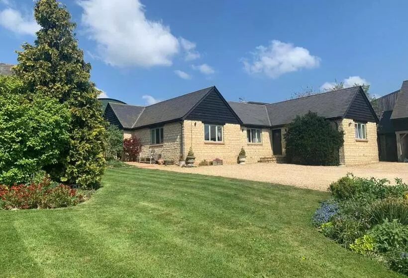 هتل Weatherhead Farm