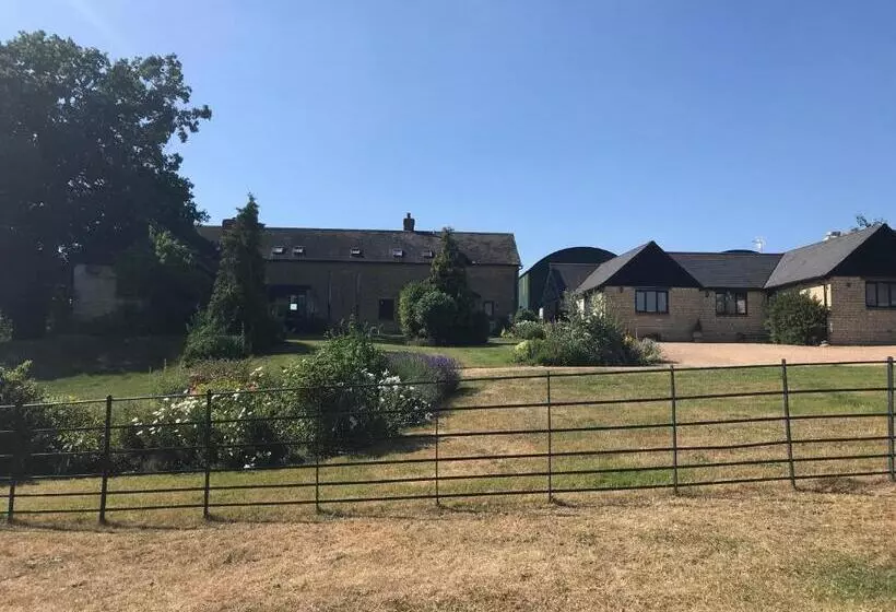 هتل Weatherhead Farm