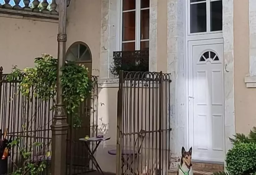 پانسیون Au Jardin Des Deux Ponts