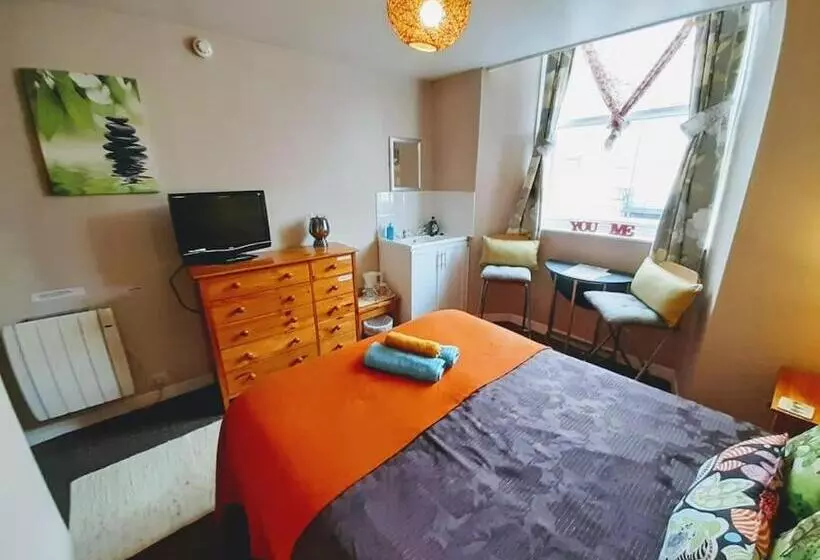 Majatalo Aabalree Guest House