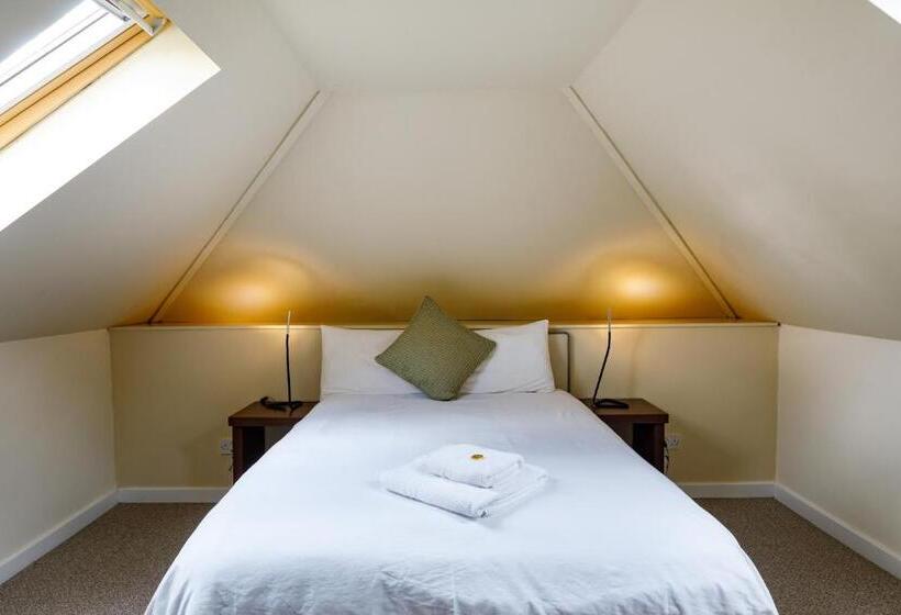 پانسیون Abbeyfield Lodge