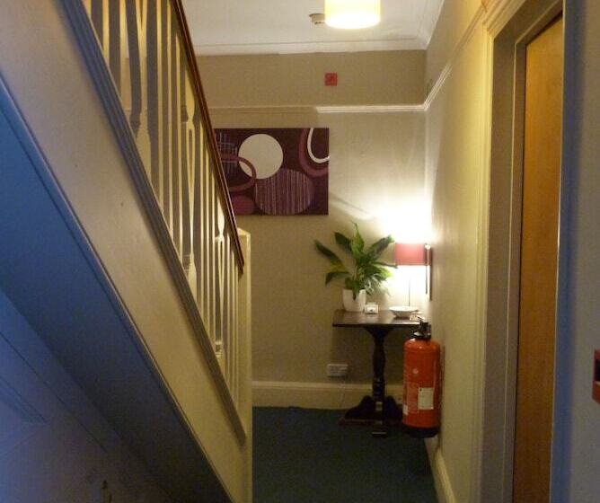 پانسیون Amherst Guesthouse