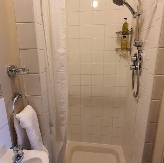 پانسیون Amherst Guesthouse